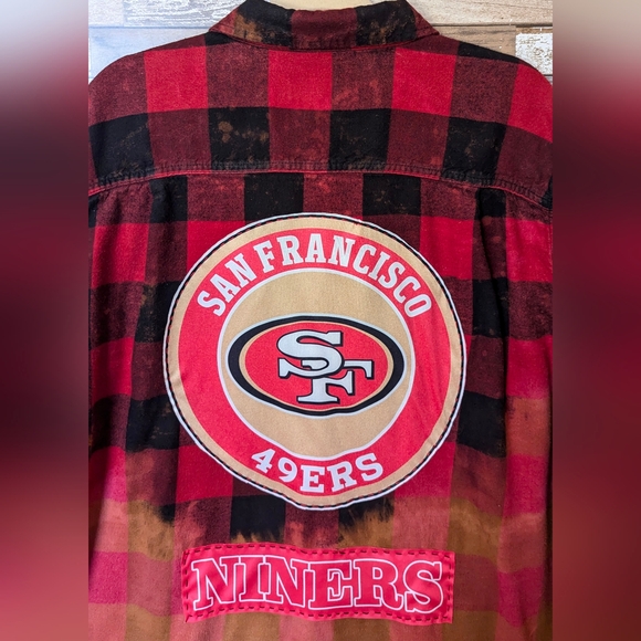 San Francisco 49ers Upcycled Dip Dye Bleach Flannel Shirt - Picture 5 of 15